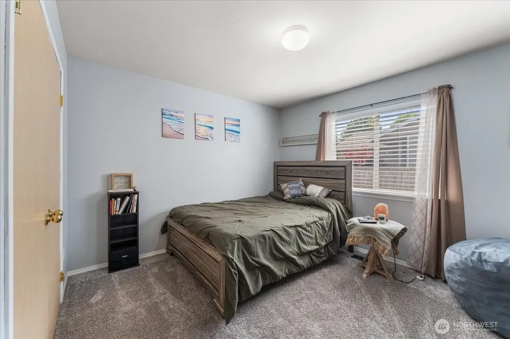 18402 39th Avenue E Tacoma WA 98446