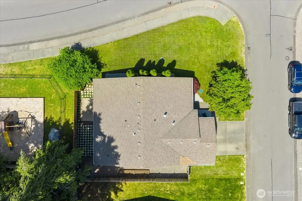 18402 39th Avenue E Tacoma WA 98446