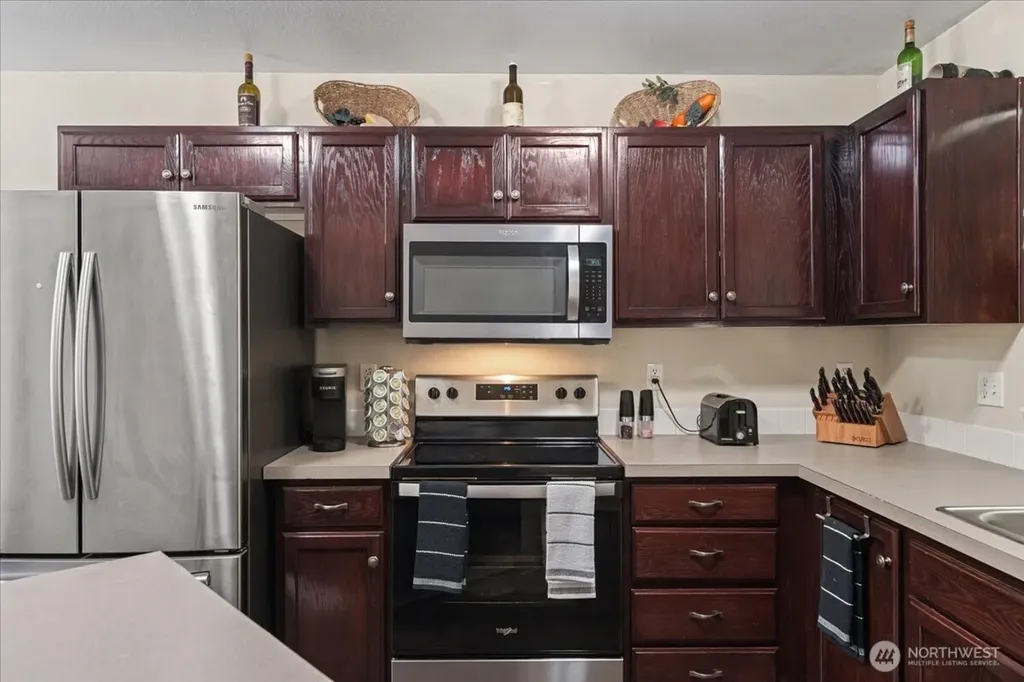 18402 39th Avenue E Tacoma WA 98446