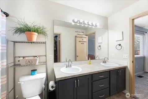 18402 39th Avenue E Tacoma WA 98446