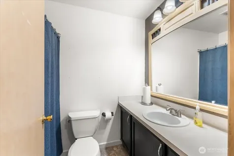 18402 39th Avenue E Tacoma WA 98446