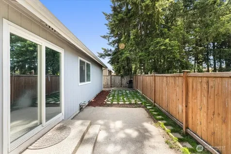 18402 39th Avenue E Tacoma WA 98446