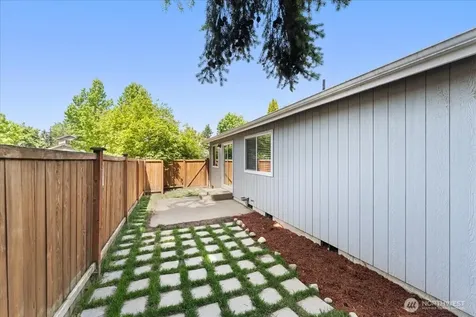 18402 39th Avenue E Tacoma WA 98446