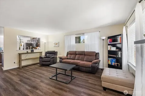 18402 39th Avenue E Tacoma WA 98446