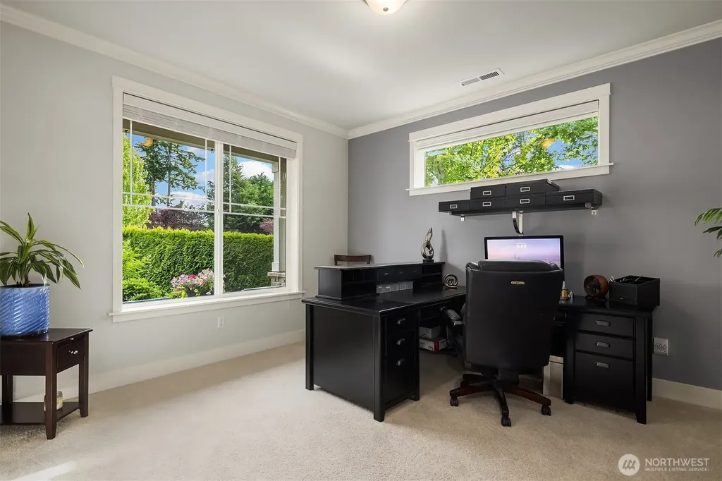 5529 165th Place SW Lynnwood WA 98037