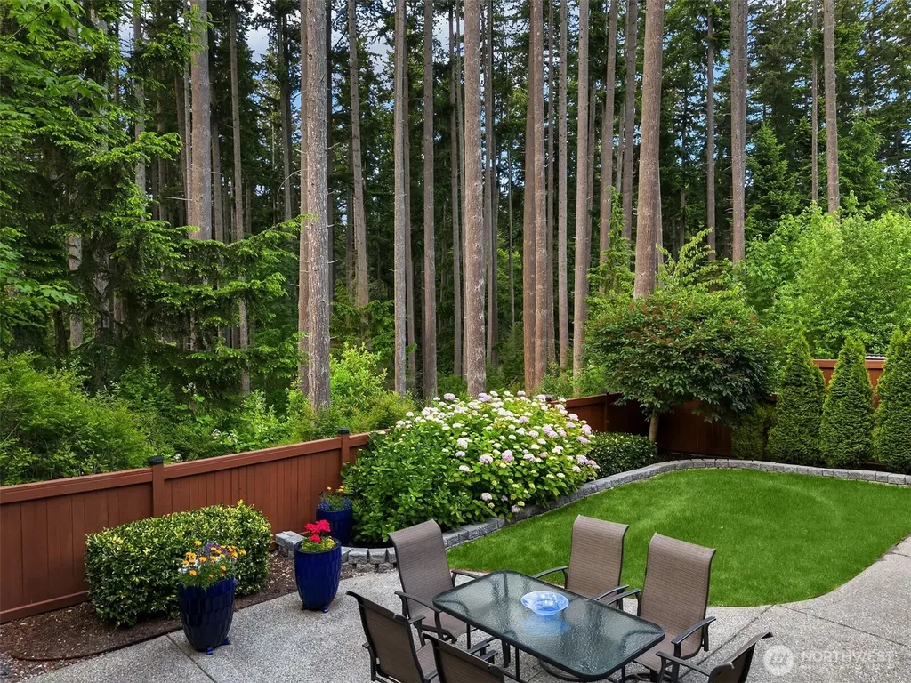 5529 165th Place SW Lynnwood WA 98037