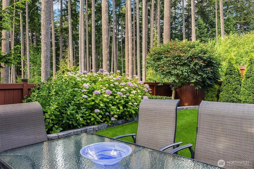 5529 165th Place SW Lynnwood WA 98037