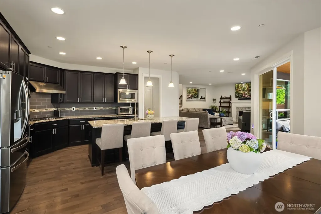 5529 165th Place SW Lynnwood WA 98037