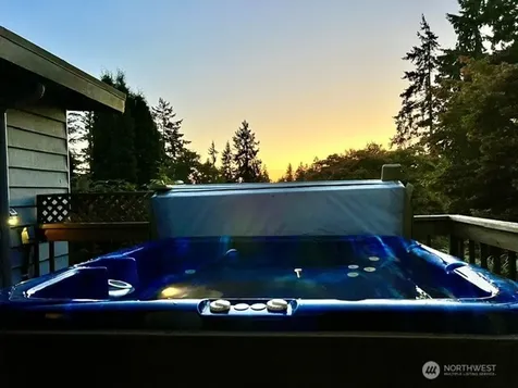 8707 Maple Lane Edmonds WA 98026