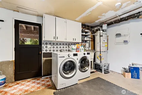 8707 Maple Lane Edmonds WA 98026