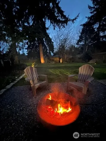 8707 Maple Lane Edmonds WA 98026