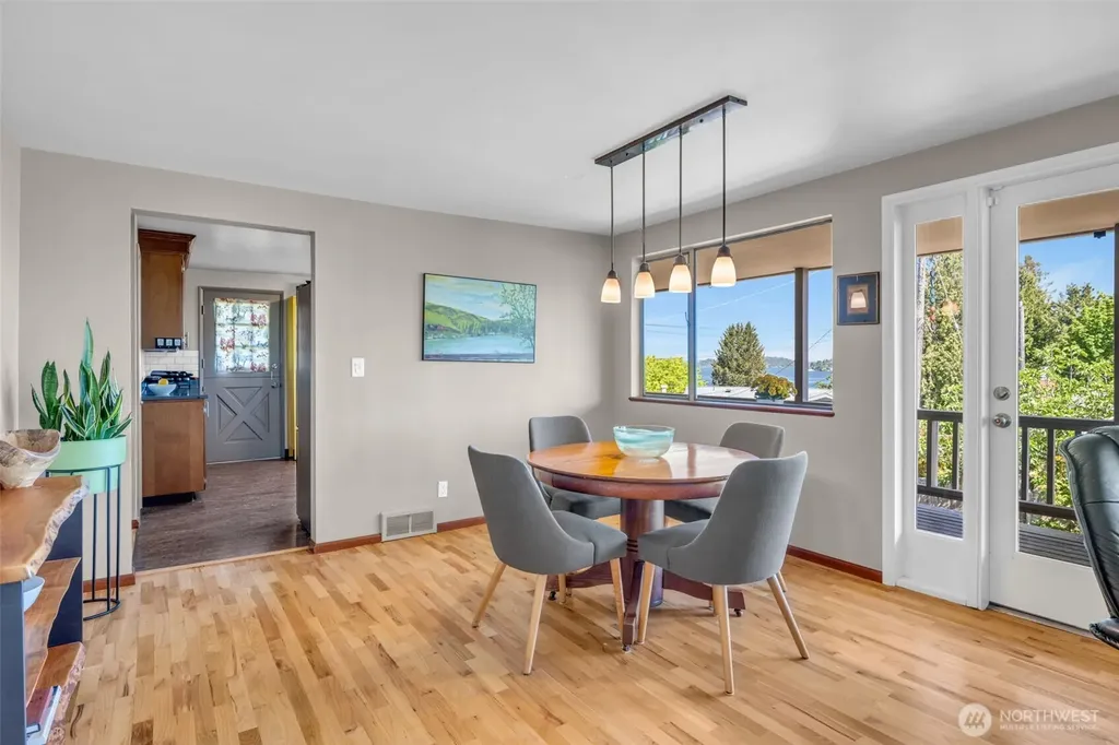 7528 S Laurel Street Seattle WA 98178