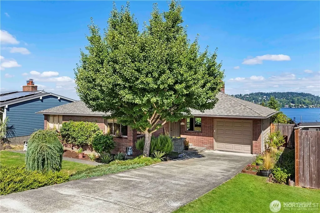 7528 S Laurel Street Seattle WA 98178