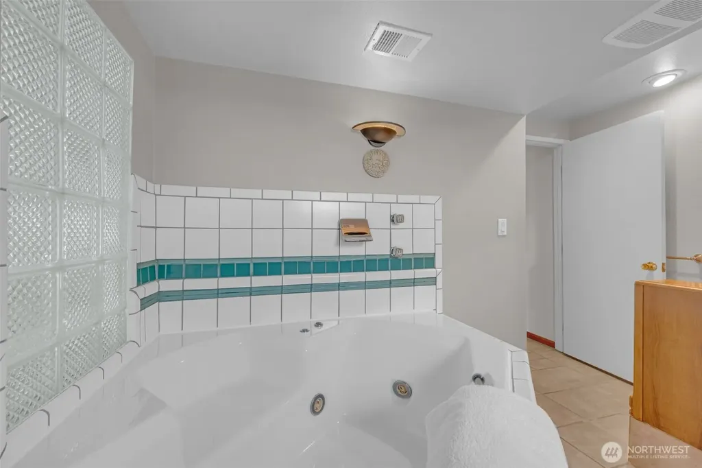 7528 S Laurel Street Seattle WA 98178