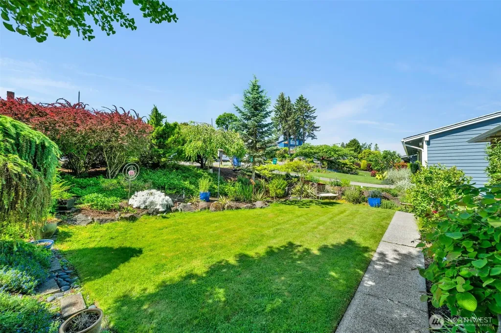 7528 S Laurel Street Seattle WA 98178