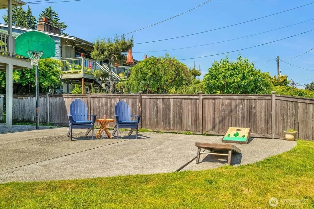 7528 S Laurel Street Seattle WA 98178