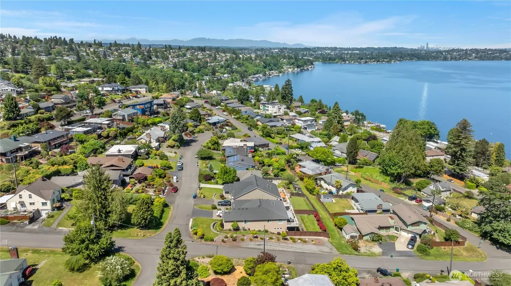 7528 S Laurel Street Seattle WA 98178