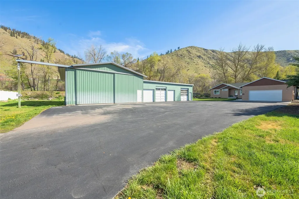 224 Vine Street Cashmere WA 98815