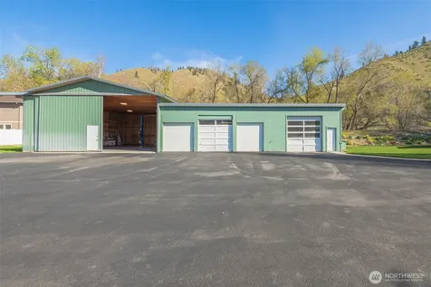 224 Vine Street Cashmere WA 98815