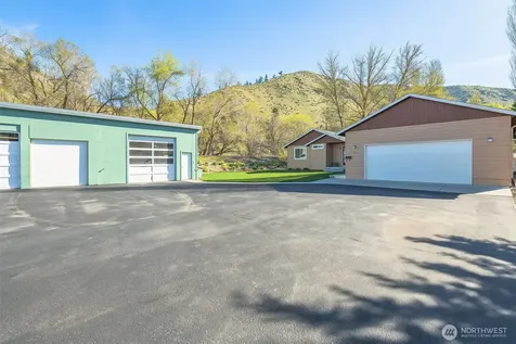 224 Vine Street Cashmere WA 98815