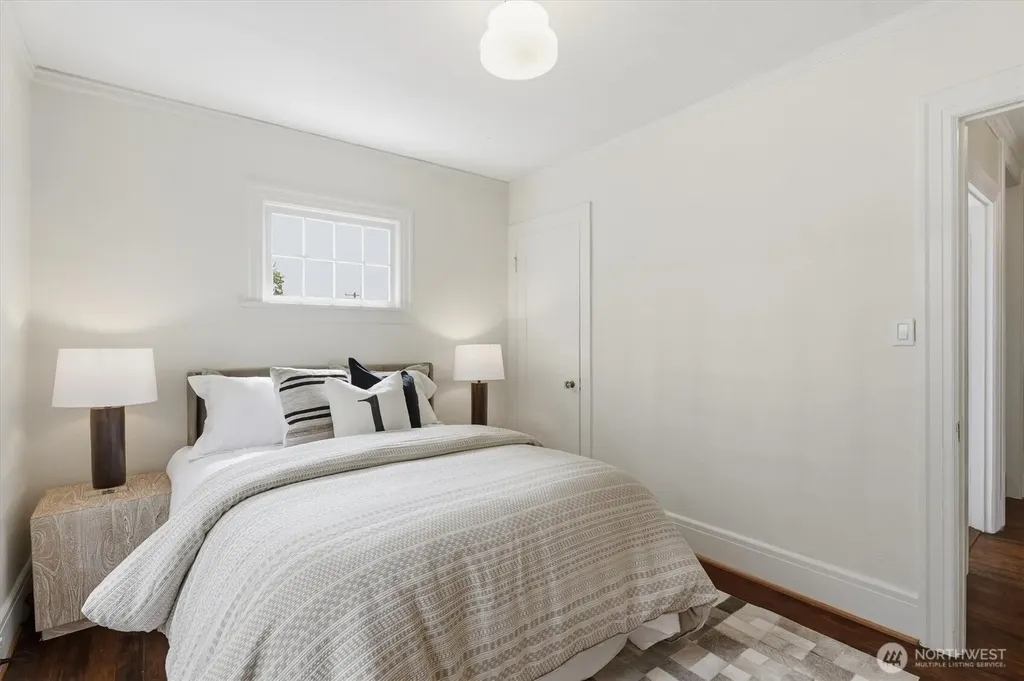 6506 17th Avenue NE Seattle WA 98115