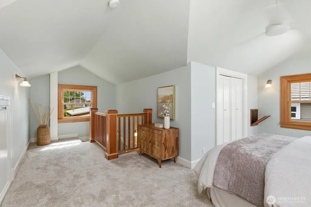 6506 17th Avenue NE Seattle WA 98115
