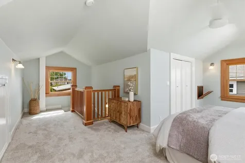 6506 17th Avenue NE Seattle WA 98115