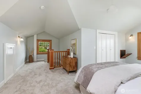 6506 17th Avenue NE Seattle WA 98115