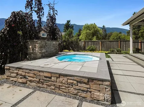 1055 SE 13th Place North Bend WA 98045