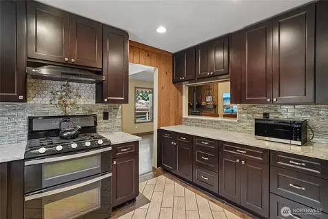 2236 11th Street Pl SW Puyallup WA 98371