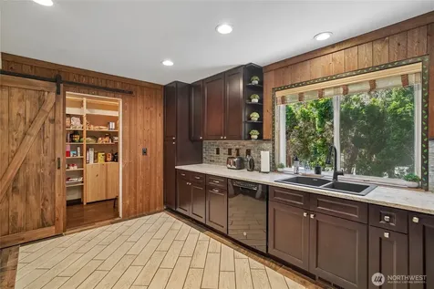 2236 11th Street Pl SW Puyallup WA 98371