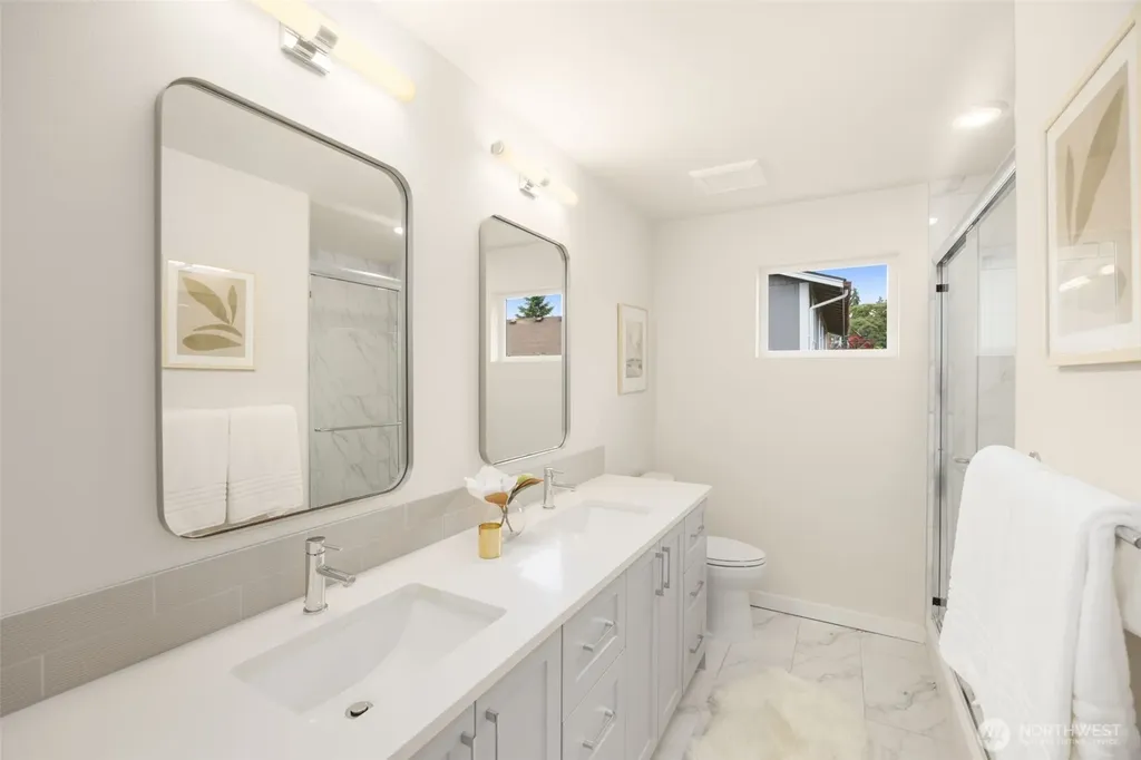 6226 7th Avenue NE Seattle WA 98107
