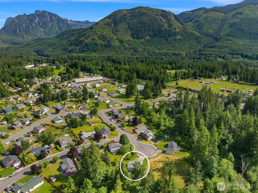 1502 Elizabeth Lane Gold Bar WA 98251