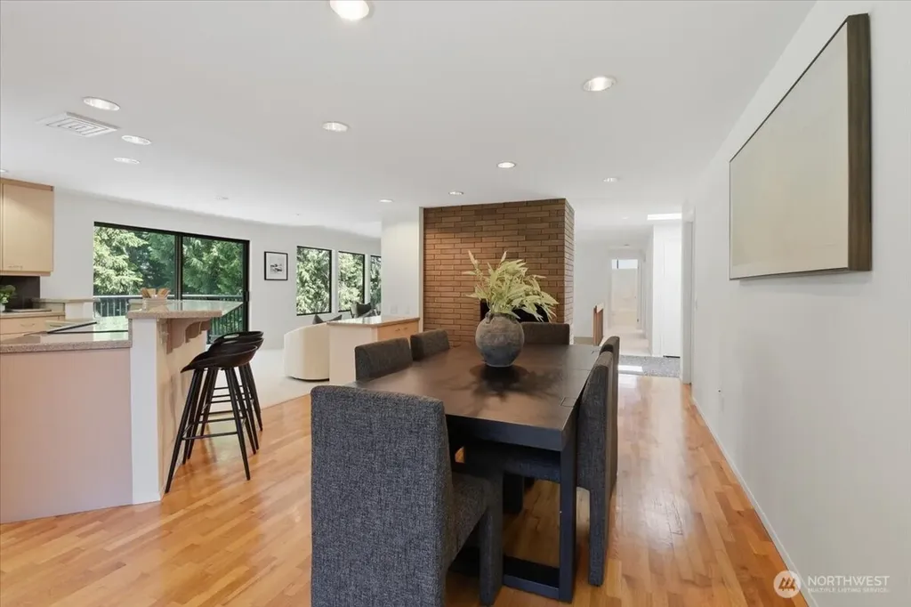 17816 NE 12th Street Bellevue WA 98008