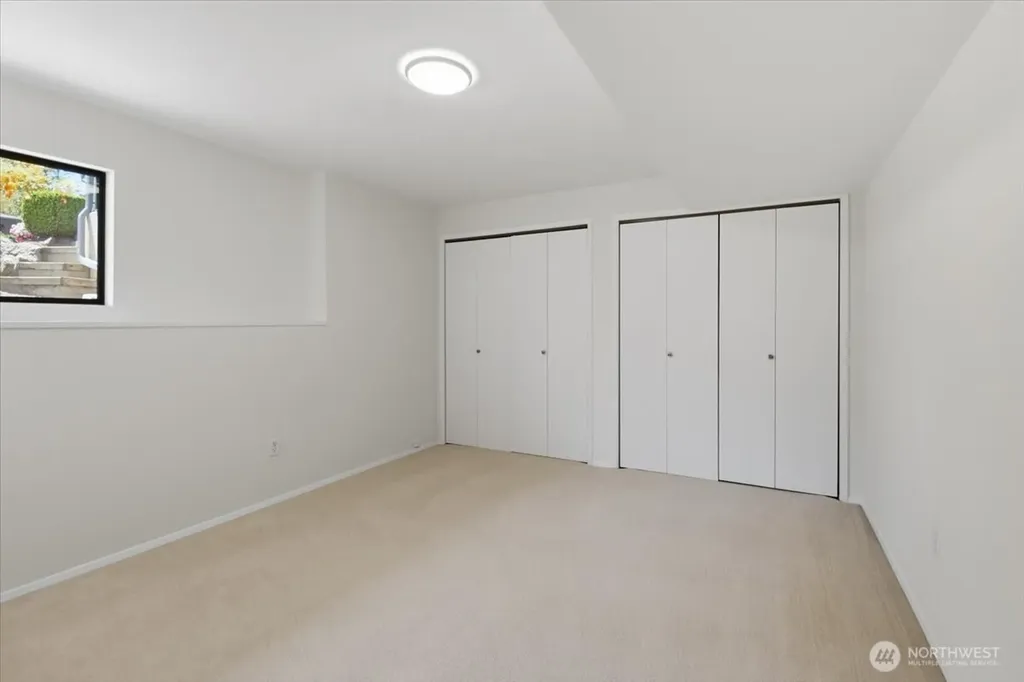 17816 NE 12th Street Bellevue WA 98008