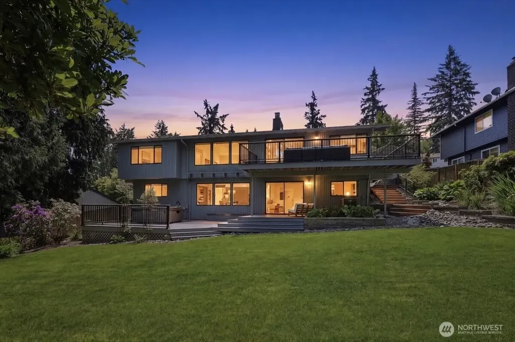 17816 NE 12th Street Bellevue WA 98008