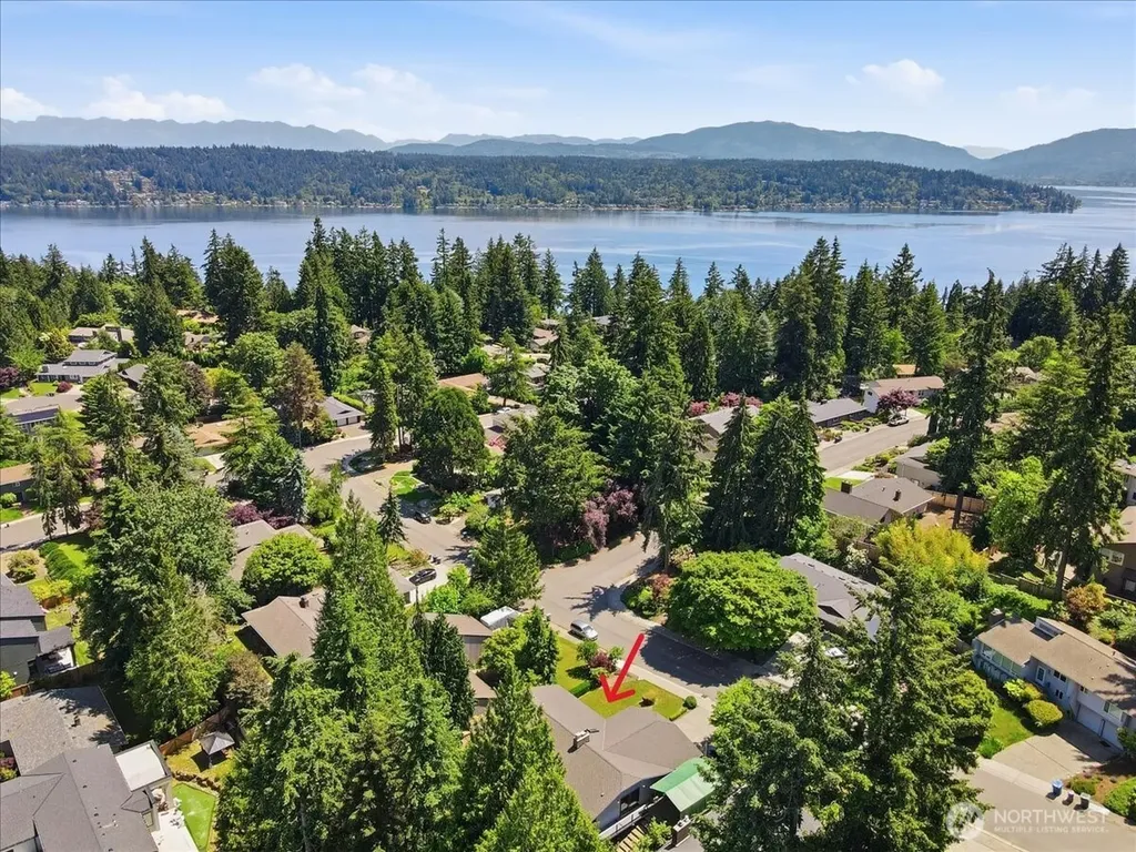 17816 NE 12th Street Bellevue WA 98008