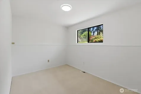 17816 NE 12th Street Bellevue WA 98008