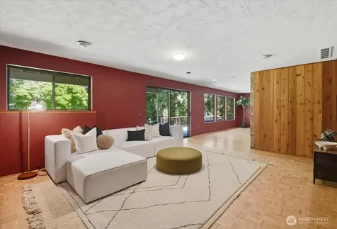 17816 NE 12th Street Bellevue WA 98008