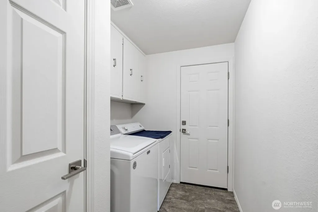 7209 33rd Avenue SE Lacey WA 98503