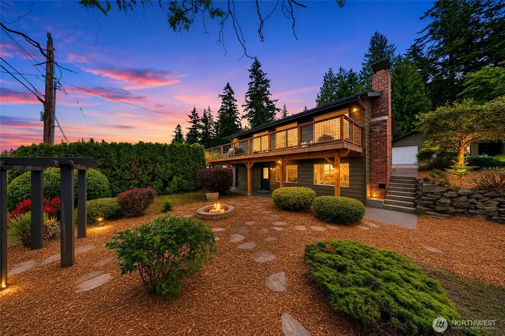 2536 Island View Lane Lummi Island WA 98262