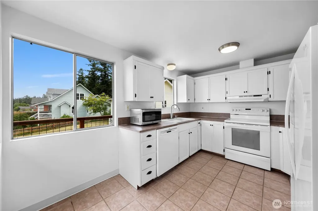 2536 Island View Lane Lummi Island WA 98262