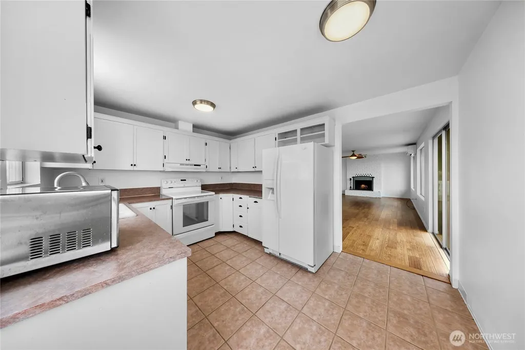 2536 Island View Lane Lummi Island WA 98262