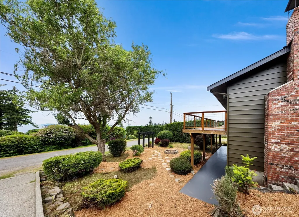 2536 Island View Lane Lummi Island WA 98262
