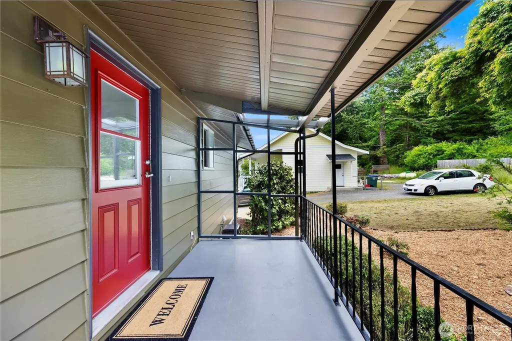 2536 Island View Lane Lummi Island WA 98262