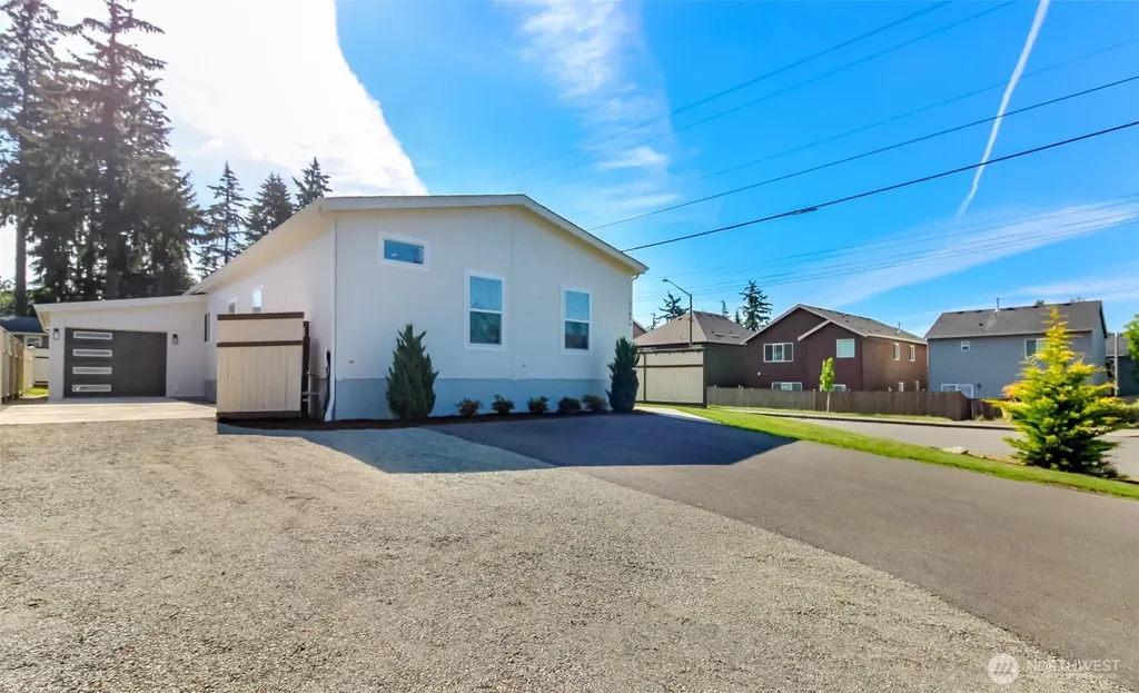 37856 40th Avenue S Auburn WA 98001