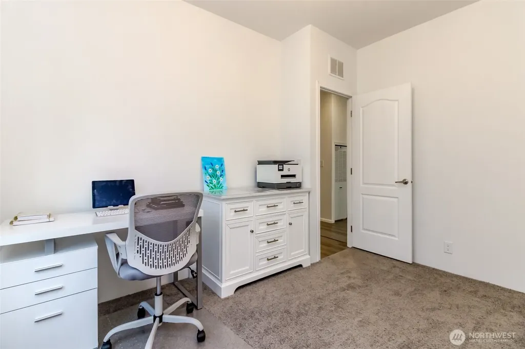 37856 40th Avenue S Auburn WA 98001