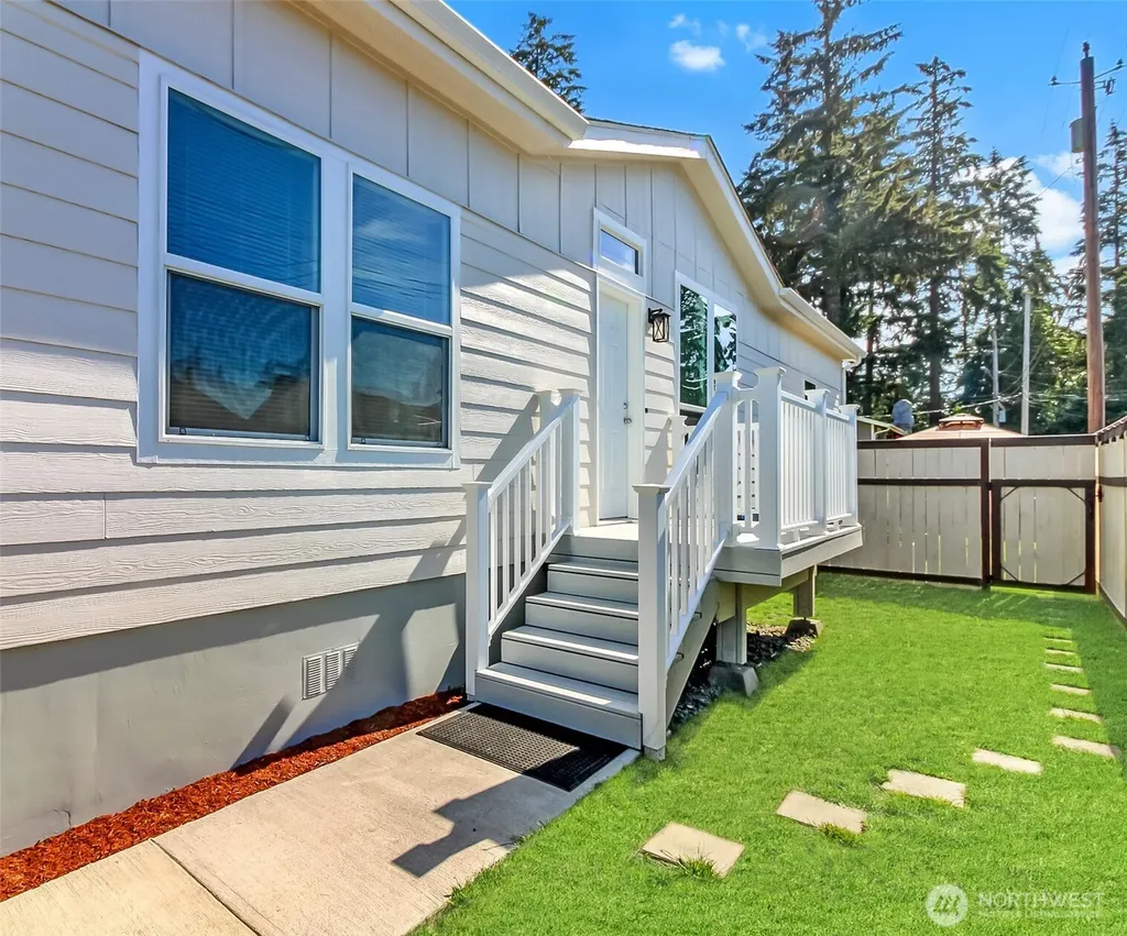 37856 40th Avenue S Auburn WA 98001