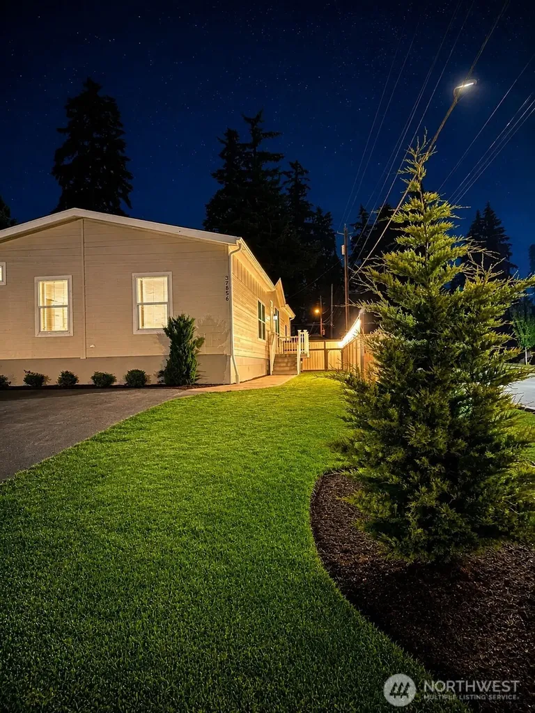 37856 40th Avenue S Auburn WA 98001