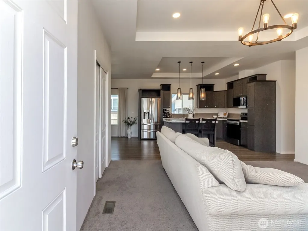 37856 40th Avenue S Auburn WA 98001